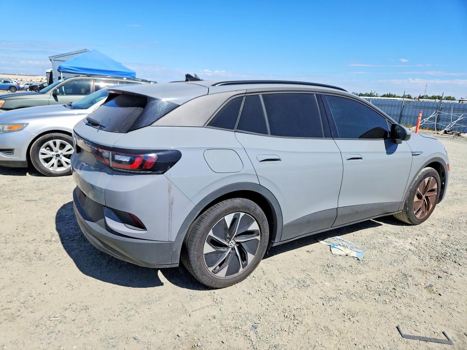 2022 Volkswagen Id.4 VIN WVGRMPE26NP056386 COPART salvage auction — MINOR DENT/SCRATCHES, Ca - Dis/Dlr/Exp Only Clean Title (P), sold $8,700 on 2026-07-23 (photo 3)