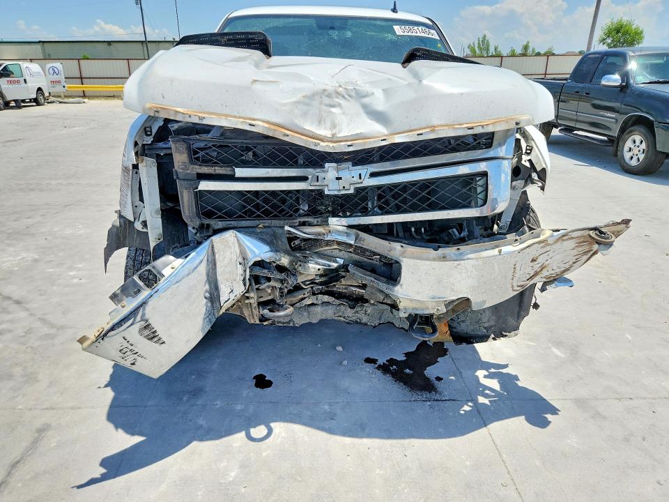 2013 Chevrolet VIN 1GC2KVCG3DZ132129 COPART salvage auction — FRONT END, Tx - Salvage Vehicle Title, sold $1,900 on 2026-07-02 (photo 5)
