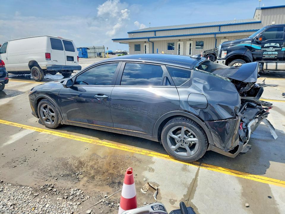 2025 Kia VIN 3KPFT4DE0SE119112 COPART salvage auction — REAR END, KY - CERT OF TITLE-SALVAGE (P), sold $5,200 on 2026-07-02 (photo 2)