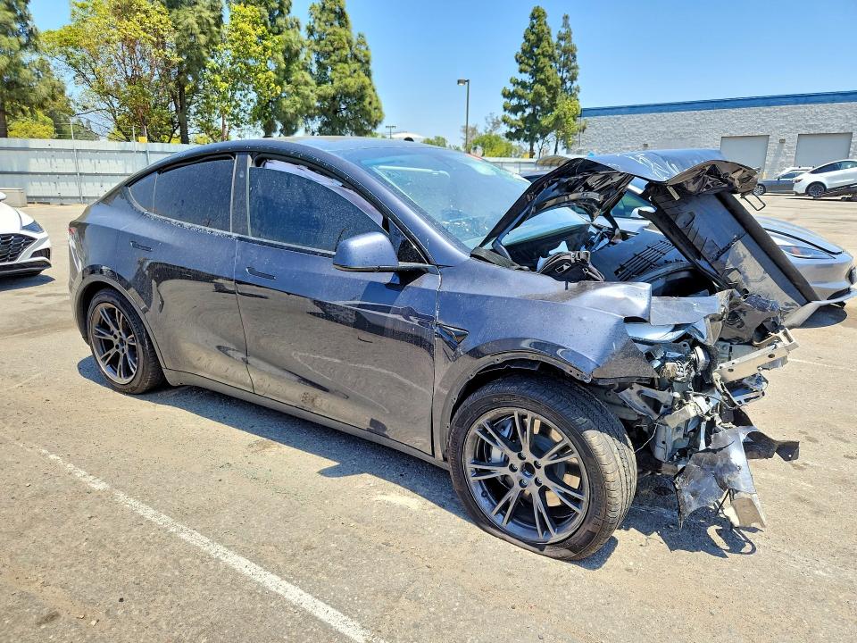 2025 Tesla VIN 7SAYGDEDXSF277988 COPART salvage auction — FRONT END, Fl - Certificate Of Destruction, sold $10,000 on 2026-07-07 (photo 4)