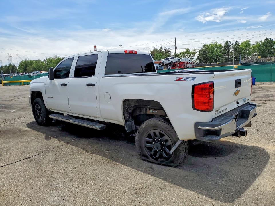 2015 Chevrolet Silverado VIN 1GC1KVE88FF118538 COPART salvage auction — UNDERCARRIAGE, Co - Public - Salvage Title, sold $9,100 on 2026-07-09 (photo 2)