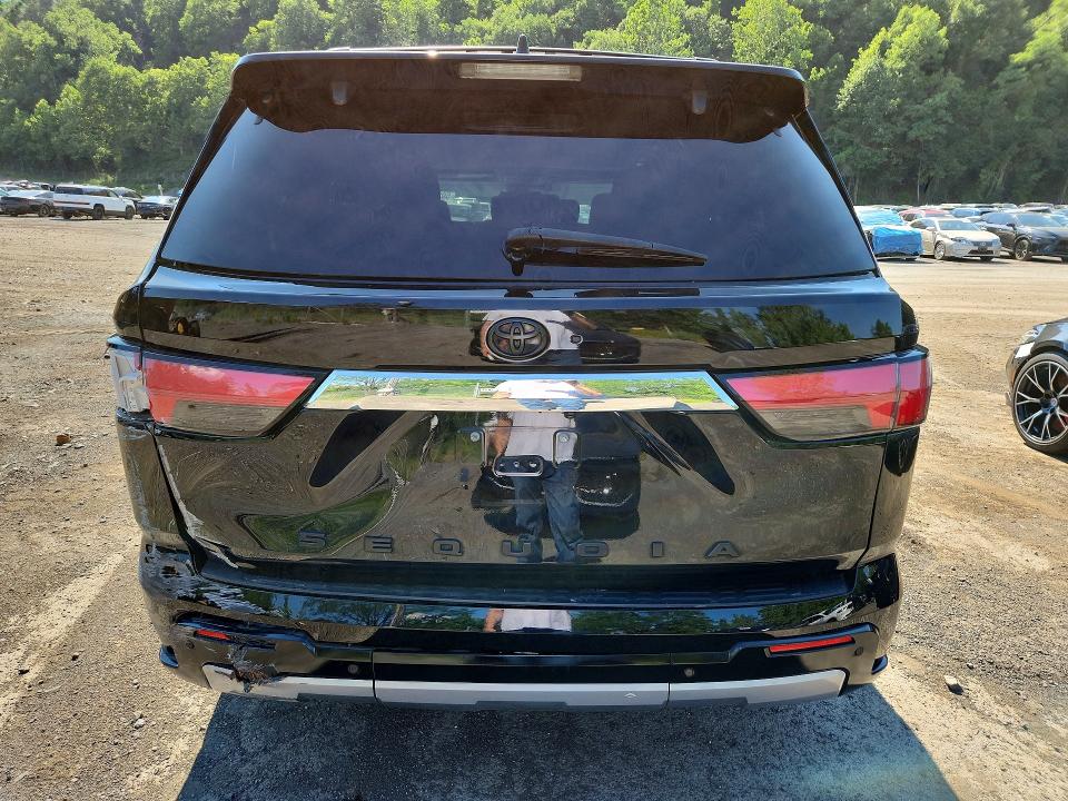 2024 Toyota Sequoia VIN 7SVAAABA1RX025707 COPART salvage auction — SIDE, NJ - CERT OF TITLE-SALVAGE, sold $39,250 on 2026-07-30 (photo 6)