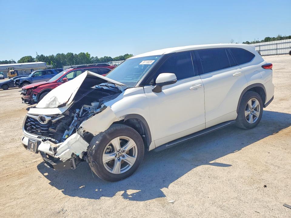 2021 Toyota VIN 5TDCZRAH4MS077520 COPART salvage auction — FRONT END, Sc - Cert Of Title-Salvage, sold $200 on 2026-07-27 (photo 1)