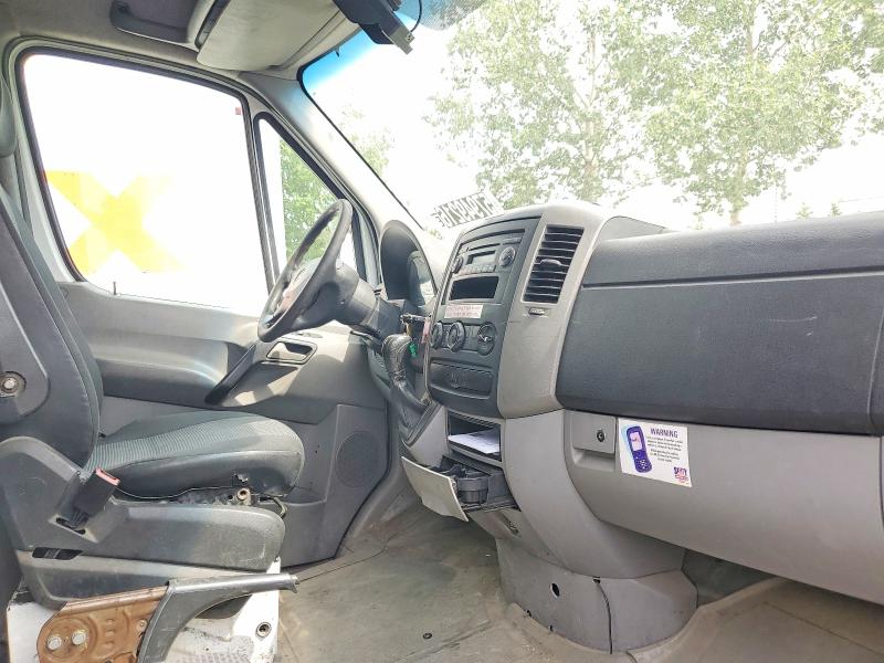 2012 Mercedes-benz Sprinter VIN WD3BE8CBXC5622421 COPART salvage auction — NORMAL WEAR, Ab - Bos - Active, sold $325 on 2026-07-22 (photo 5)