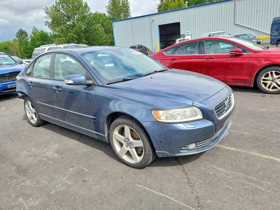 2008 Volvo S40 VIN YV1MS382882394697 COPART salvage auction — REAR END, OR - SALVAGE TITLE CERTIFICATE, sold $275 on 2026-07-27 (photo 4)