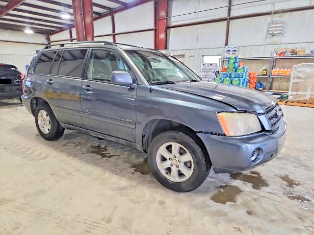 2003 Toyota Highlander VIN JTEGF21A330078143 COPART salvage auction — FRONT END, Tx - Salvage Vehicle Title, sold $700 on 2026-07-28 (photo 4)