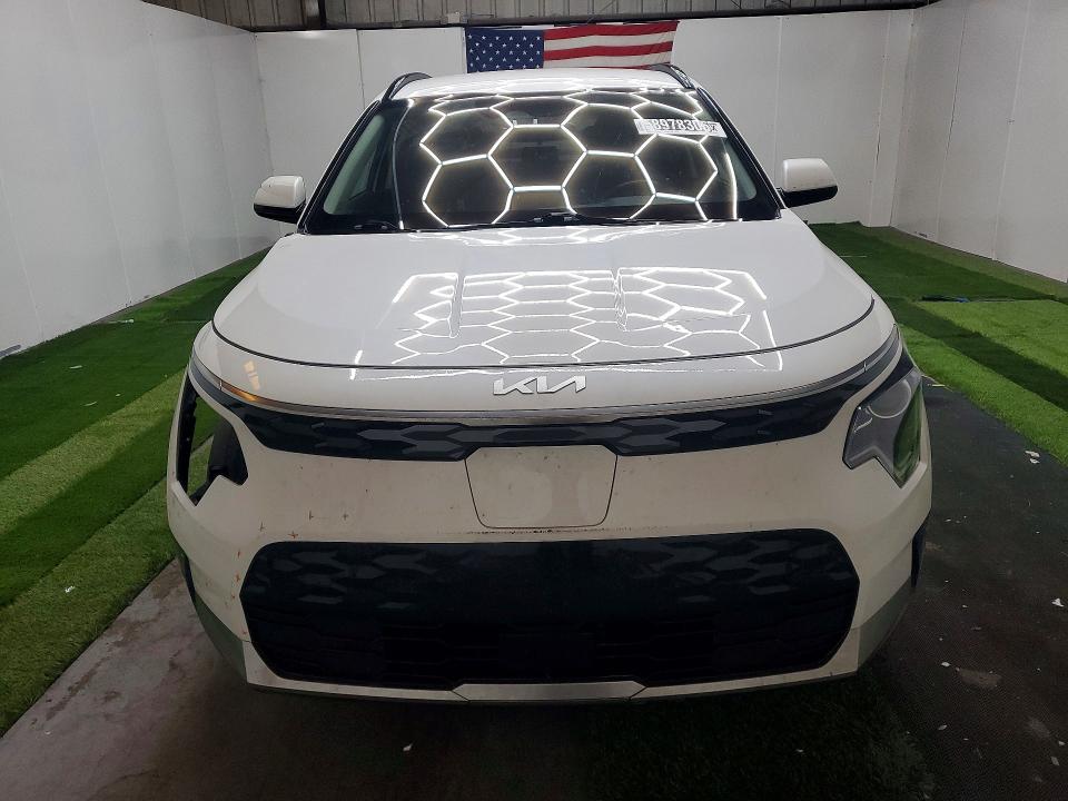 2023 Kia Niro VIN KNDCR3L1XP5071454 COPART salvage auction — FRONT END, Fl - Certificate Of Title, sold $10,600 on 2026-07-06 (photo 5)