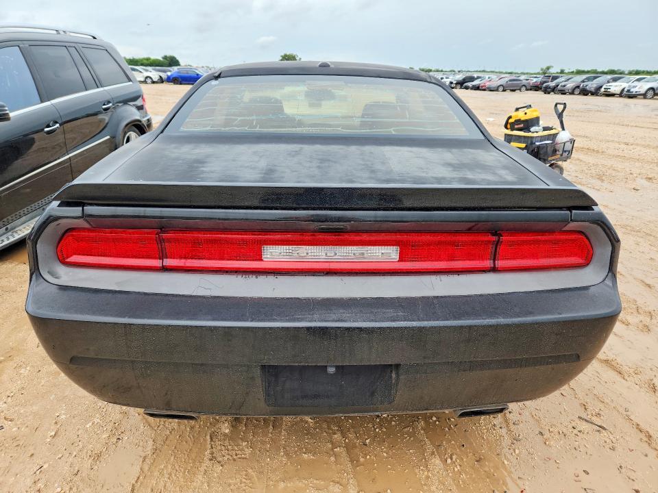 2013 Dodge Challenger VIN 2C3CDYBT5DH679468 COPART salvage auction — MINOR DENT/SCRATCHES, Tx - Certificate Of Title, sold $3,800 on 2026-07-02 (photo 6)
