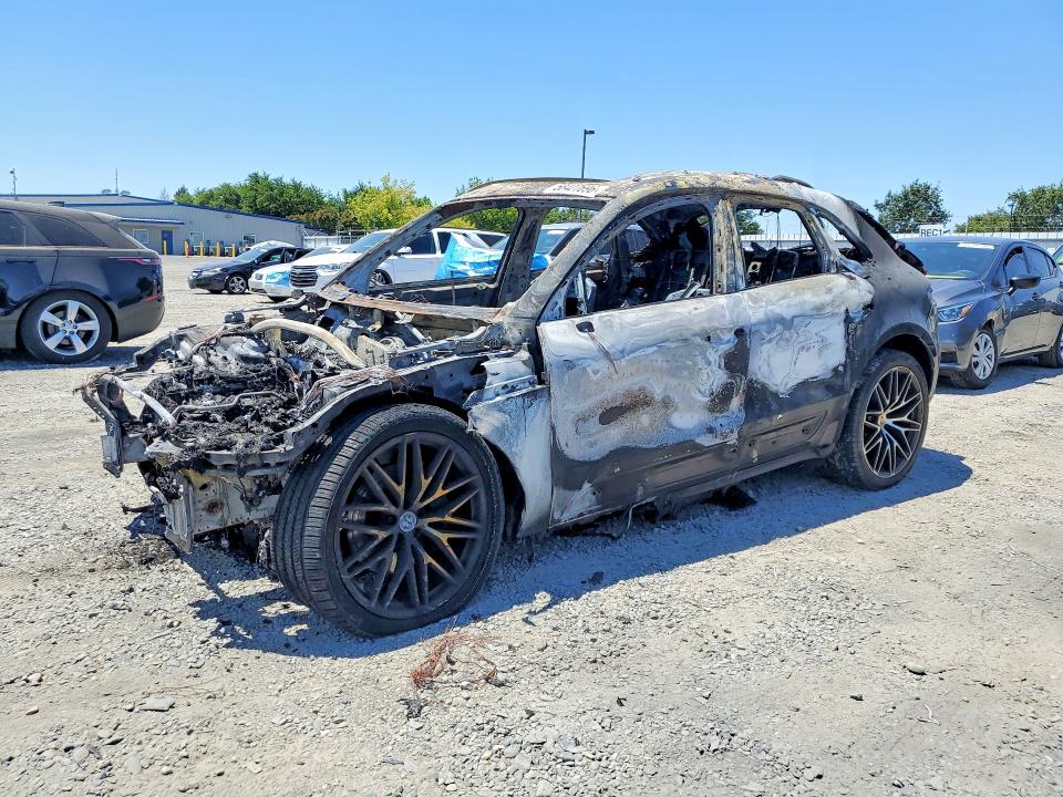 2022 Porsche VIN WP1AA2A58NLB07728 COPART salvage auction — VANDALISM, Ca - Non-Repairable Vehicle Cert, sold $400 on 2026-08-18 (photo 1)