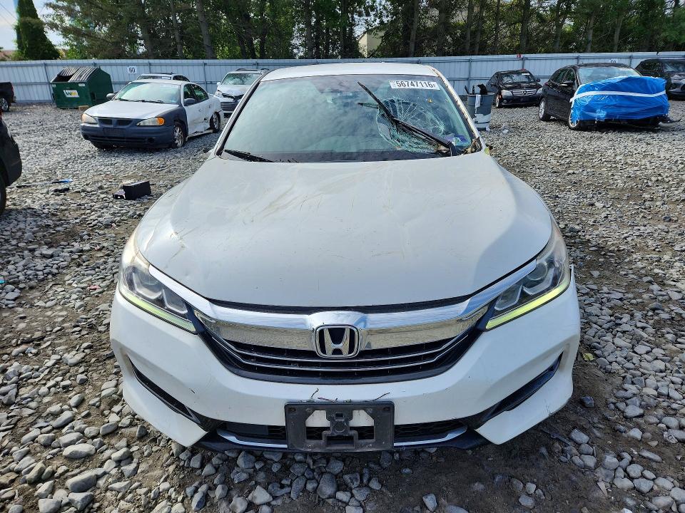 2017 Honda Accord VIN JHMCR6F35HC011849 COPART salvage auction — WATER/FLOOD, NJ - CERT OF TITLE-SALVAGE FLOOD, sold $1,500 on 2026-07-29 (photo 5)