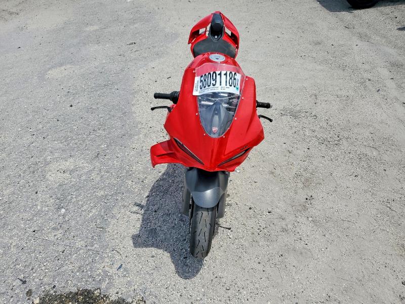 2025 Ducati VIN ZDMDAG6W8SB001072 COPART salvage auction — SIDE, FL - CERT OF TITLE SLVG REBUILDABLE, sold $11,600 on 2026-08-27 (photo 5)