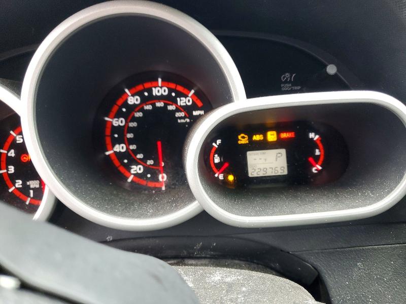 2009 Pontiac Vibe VIN 5Y2SP67849Z467286 COPART salvage auction — FRONT END, Wv - Salvage Certificate, sold $325 on 2026-07-16 (photo 9)