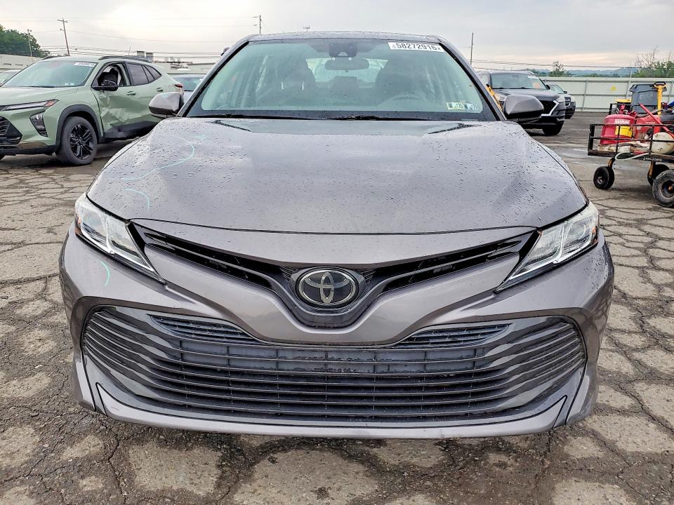 2019 Toyota Camry VIN 4T1B11HK4KU262662 COPART salvage auction — ROOF, Pa - Certificate Of Salvage, sold $8,200 on 2026-07-02 (photo 5)