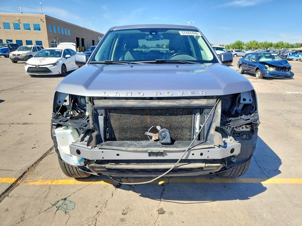 2011 Land rover Lr2 VIN SALFT2BN6BH265735 COPART salvage auction — FRONT END, Co - Public - Salvage Title, sold $850 on 2026-07-27 (photo 5)