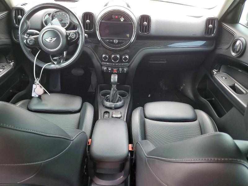 2017 Mini VIN WMZYT3C3XH3B66170 COPART salvage auction — WATER/FLOOD, Tx - Salvage Title-Flood Damage, sold $1,950 on 2026-08-18 (photo 8)