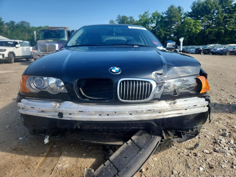 2001 BMW 3 series VIN WBABN53411JU21840 COPART salvage auction — FRONT END, MA - CERT OF TITLE-RECONSTRCTD COLL, sold $1,200 on 2026-07-09 (photo 5)