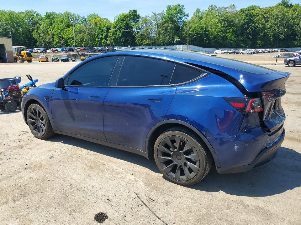2022 Tesla Model y VIN 7SAYGDEE7NF381447 COPART salvage auction — FRONT END, Ny - Mv-37 Statement Of Abnd Veh, sold $8,800 on 2026-07-07 (photo 2)