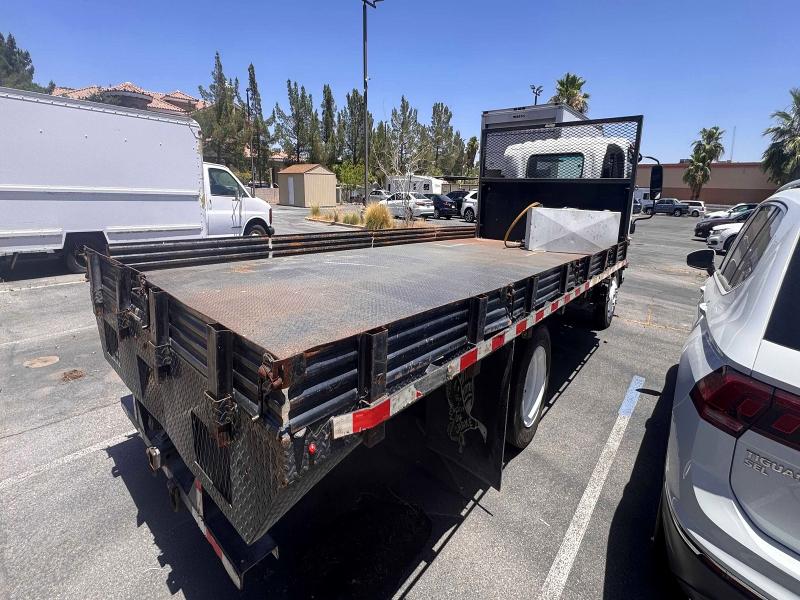 2016 Chevrolet 4500 VIN 54DCDW1B6GS813163 COPART salvage auction — MINOR DENT/SCRATCHES, Nv - Certificate Of Title (P), sold $7,000 on 2026-07-29 (photo 4)