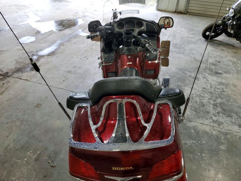 2004 Honda Gl1800 VIN 1HFSC47084A305877 COPART salvage auction — MINOR DENT/SCRATCHES, Ny - Mv-907A Salvage Certificate, sold $1,600 on 2026-07-08 (photo 6)