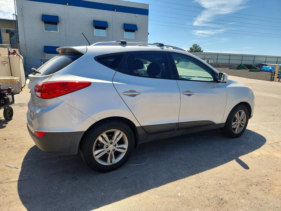 2012 Hyundai Tucson VIN KM8JU3AC2CU521684 COPART salvage auction — NORMAL WEAR, Nm - Certificate Of Title, sold $850 on 2026-07-14 (photo 3)