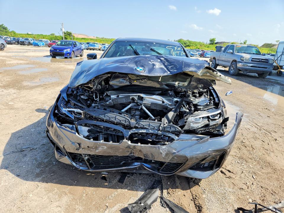 2022 BMW VIN 3MW5U9J07N8C62864 COPART salvage auction — FRONT END, Fl - Cert Of Title Slvg Rebuildable, sold $17,800 on 2026-09-10 (photo 5)