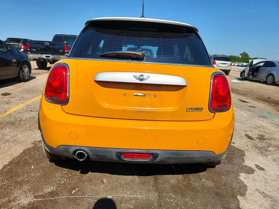 2014 Mini Cooper VIN WMWXM5C50ET932600 COPART salvage auction — HAIL, Ks - Cert Of Title-Salvage, sold $3,700 on 2026-07-15 (photo 6)