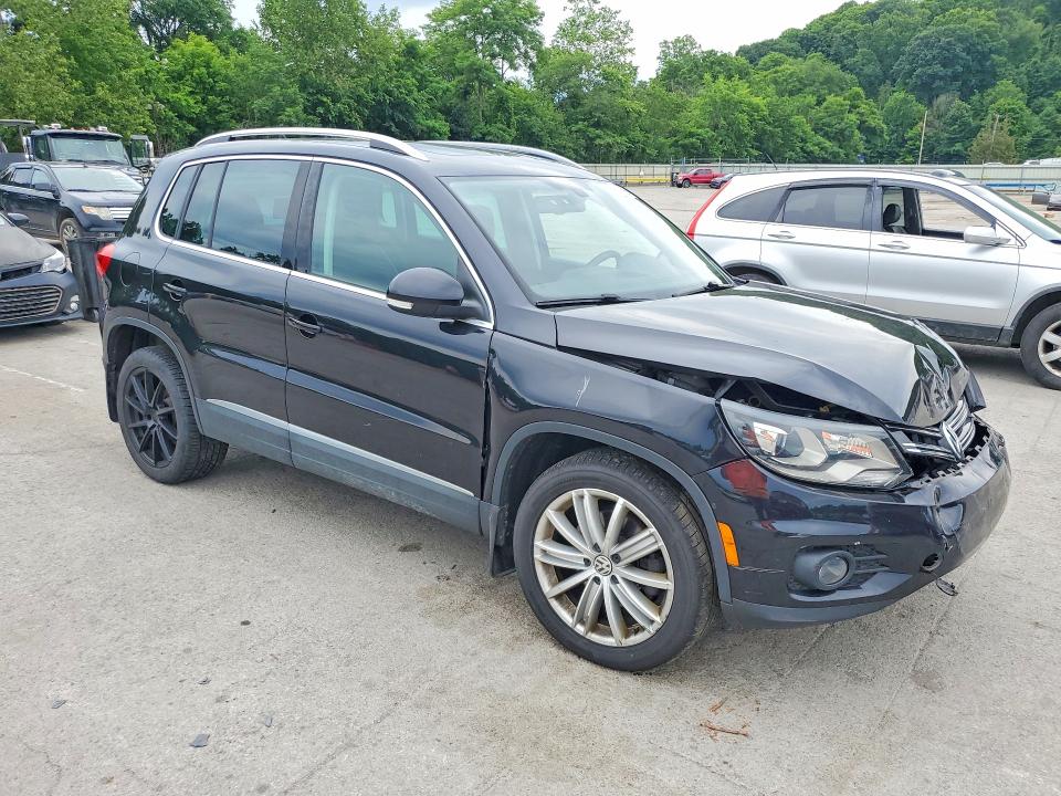 2016 Volkswagen Tiguan VIN WVGBV7AX9GW606026 COPART salvage auction — FRONT END, Pa - Certificate Of Salvage, sold $2,400 on 2026-08-06 (photo 4)