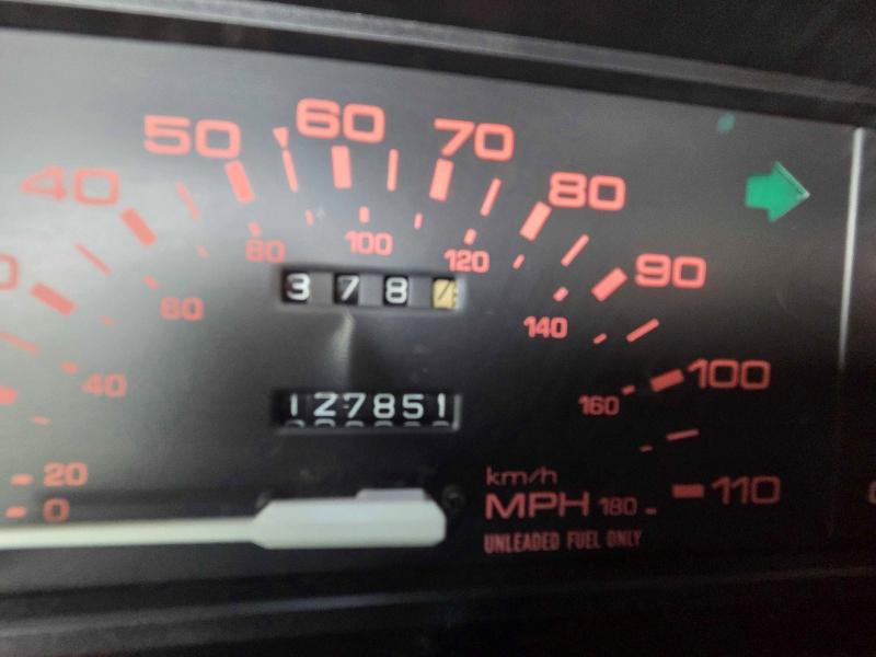 1989 Mazda B2200 VIN JM2UF3135K0720502 COPART salvage auction — MINOR DENT/SCRATCHES, Or - Certificate Of Title (P), sold $1,950 on 2026-07-08 (photo 8)