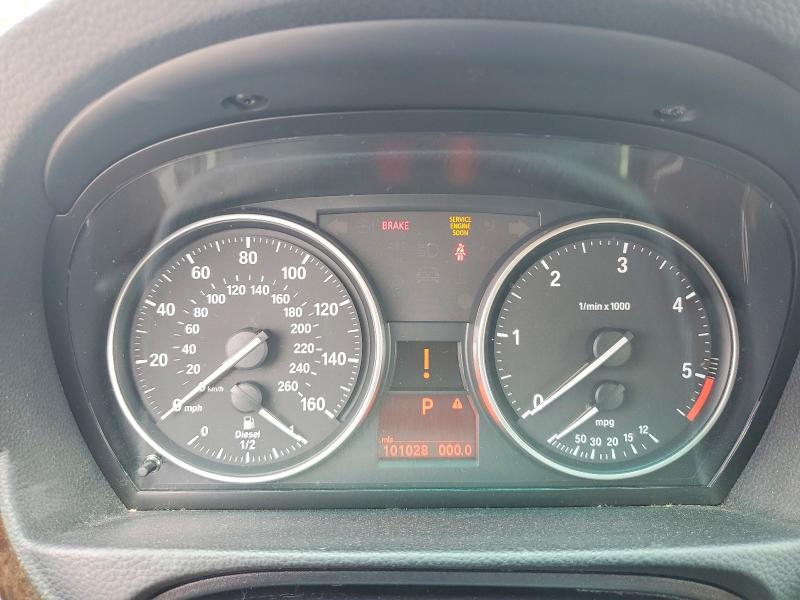 2009 BMW 3 series VIN WBAPN73579A265955 COPART salvage auction — NORMAL WEAR, TX - CERTIFICATE OF TITLE, sold $3,600 on 2026-07-31 (photo 9)