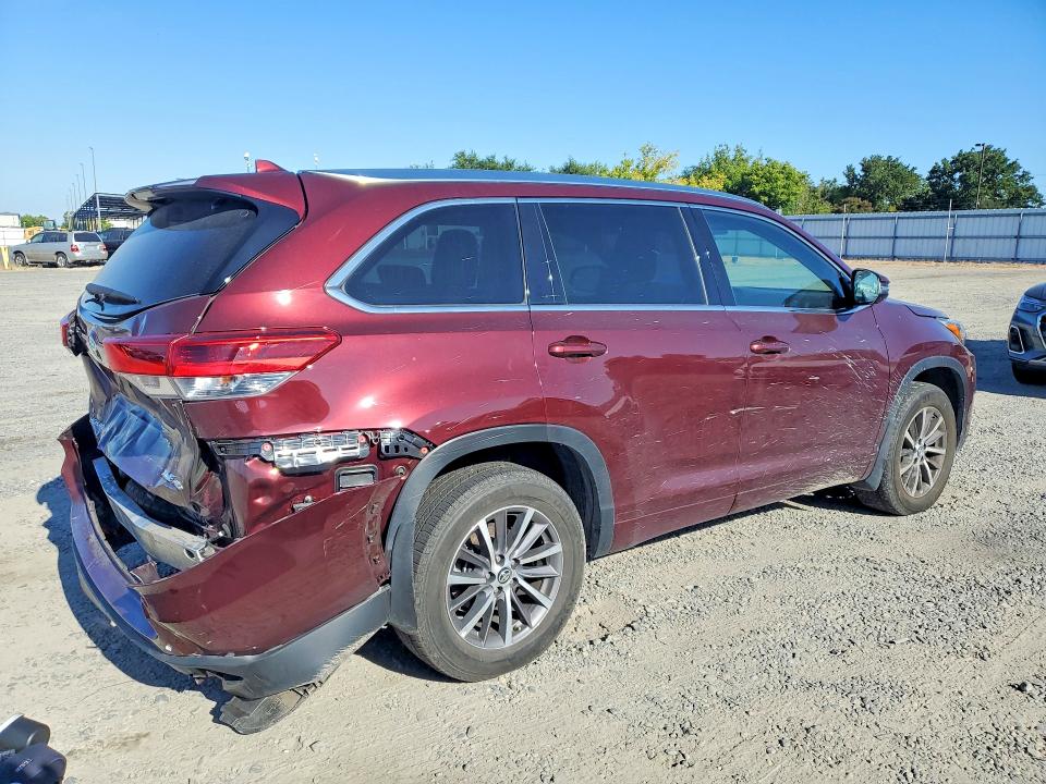 2017 Toyota VIN 5TDJZRFH9HS396885 COPART salvage auction — REAR END, Ca - Salvage Certificate, sold $10,500 on 2026-07-02 (photo 3)