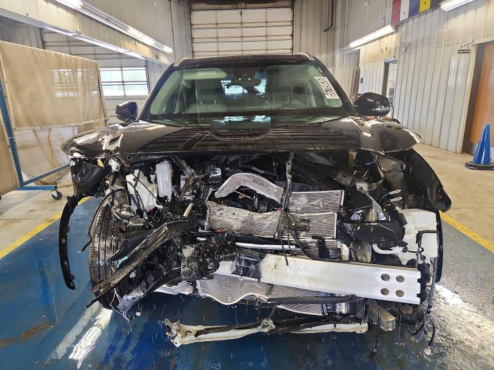 2026 Toyota Highlander hybrid VIN 5TDKBRCH6TS705413 COPART salvage auction — FRONT END, VA - CERT OF TITLE - SALVAGE, sold $5,300 on 2026-07-30 (photo 5)
