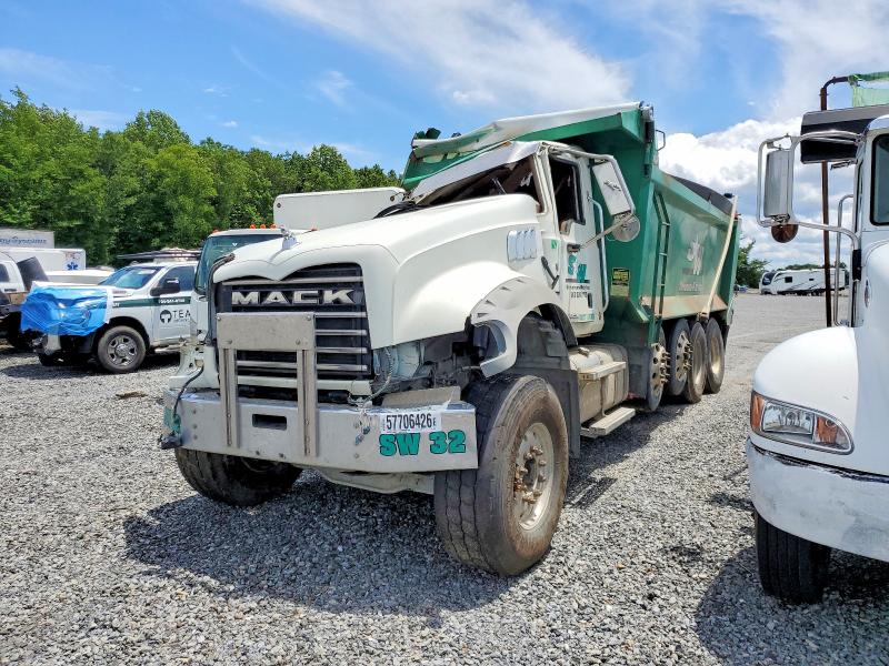 2017 Mack Gu713 VIN 1M2AX04C1HM036042 COPART salvage auction — ROLLOVER, NC - SALVAGE CERTIFICATE OF TITLE, sold $8,800 on 2026-08-13 (photo 2)