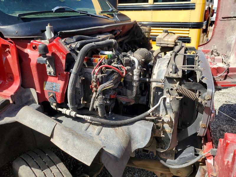 2003 Chevrolet C/K VIN 1GBE4E1E23F506114 COPART salvage auction — SIDE, IL - SALVAGE CERTIFICATE, sold $1,500 on 2026-09-15 (photo 7)