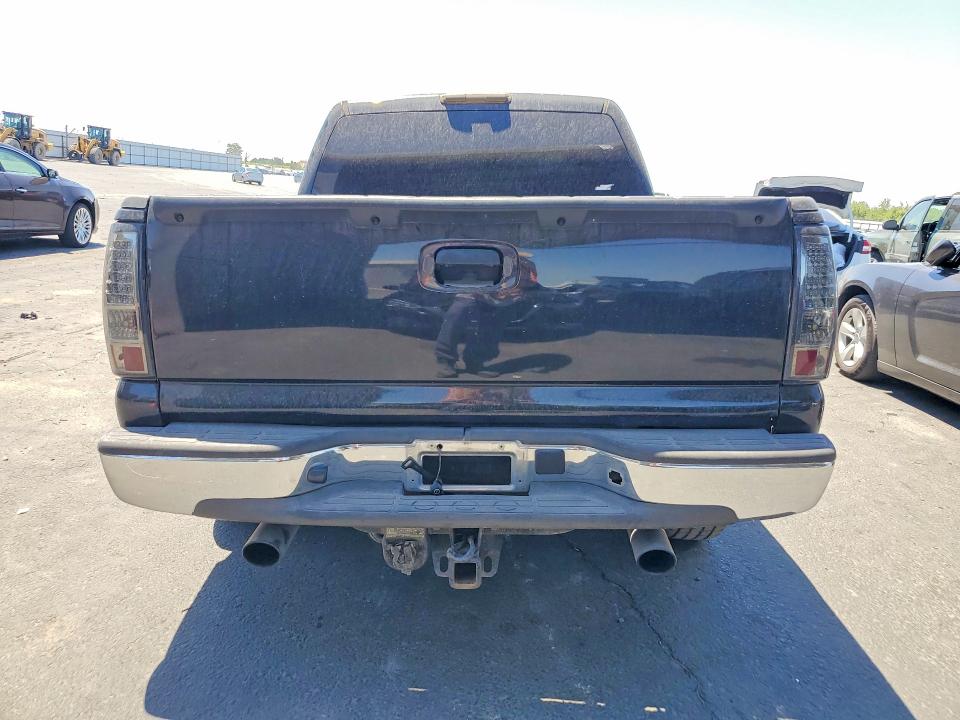 2004 Chevrolet Silverado 1500 VIN 2GCEC13T341348006 COPART salvage auction — FRONT END, CA - SALVAGE CERTIFICATE, sold $925 on 2026-07-09 (photo 6)