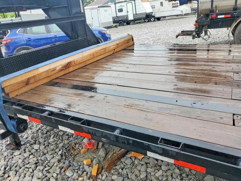 2024 Load trail All models VIN 4ZEGP402XR1326832 COPART salvage auction — NORMAL WEAR, TN - CERTIFICATE OF TITLE (P), sold $3,950 on 2026-09-04 (photo 5)