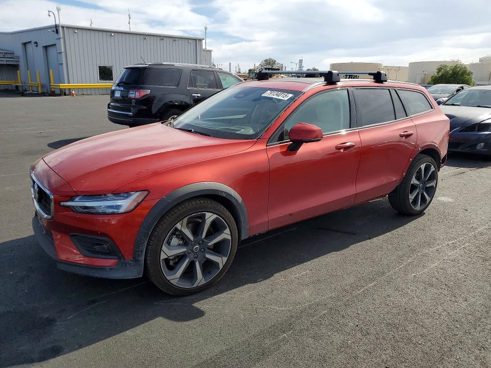2025 Volvo V60 cross country VIN YV4L12WL7S2147654 COPART salvage auction — REAR END, Ca - Salvage Certificate, sold $15,400 on 2026-07-15 (photo 1)