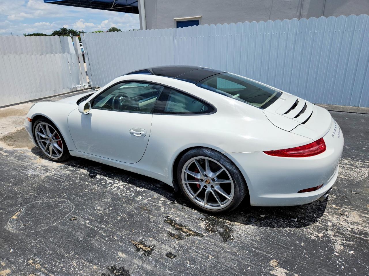 2013 Porsche 911 VIN WP0AB2A98DS123143 COPART salvage auction — Water/Flood, TN - NON-REPAIRABLE CERTIFICATE, sold $19,300 on 2024-11-20 (photo 2)