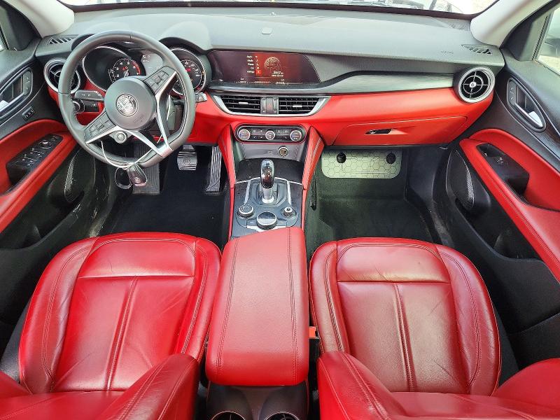 2018 Alfa romeo Stelvio VIN ZASFAKAN2J7B81387 COPART salvage auction — MINOR DENT/SCRATCHES, Salvage Title, sold $4,300 on 2026-09-04 (photo 8)