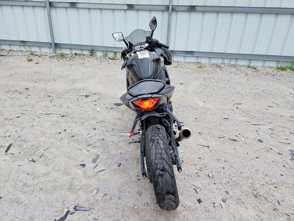 2015 Yamaha Yzf VIN MH3RH06Y1FK009138 COPART salvage auction — FRONT END, Ne - Cert Of Title-Salvage, sold $575 on 2026-07-02 (photo 4)