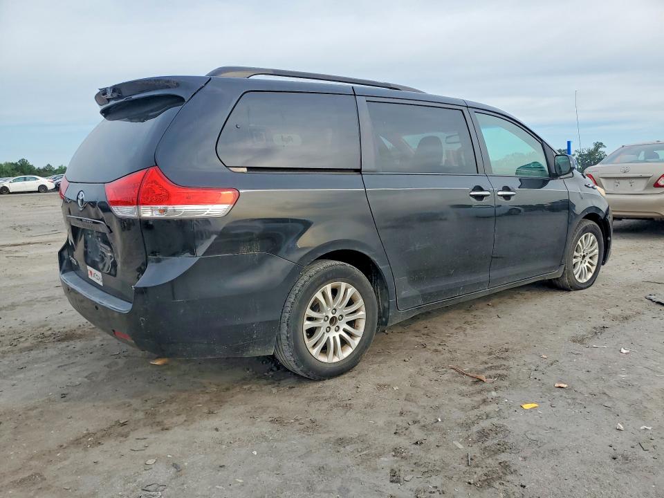 2014 Toyota VIN 5TDYK3DC6ES449349 COPART salvage auction — FRONT END, Va - Certificate Of Title, sold $3,050 on 2026-07-15 (photo 3)