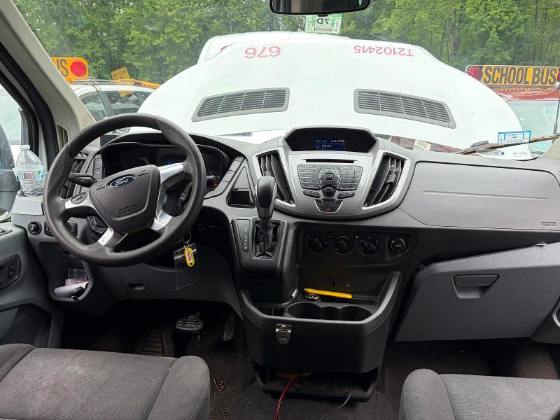 2015 Ford Transit VIN 1FBZX2ZM8FKA91962 COPART salvage auction — NORMAL WEAR, Ma - Certificate Of Title (P), sold $3,800 on 2026-07-03 (photo 9)