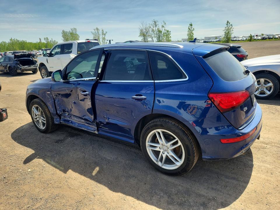 2017 Audi Q5 VIN WA1M2AFP9HA024738 COPART salvage auction — SIDE, Qc - Gravement Accidente, sold $1,600 on 2026-07-28 (photo 2)