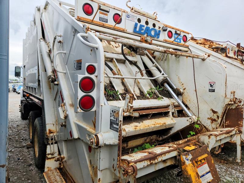 1995 Gmc C7 VIN 1GDM7H1J8SJ524654 COPART salvage auction — MINOR DENT/SCRATCHES, Fl - Certificate Of Destruction (P), sold $1,500 on 2026-07-09 (photo 3)