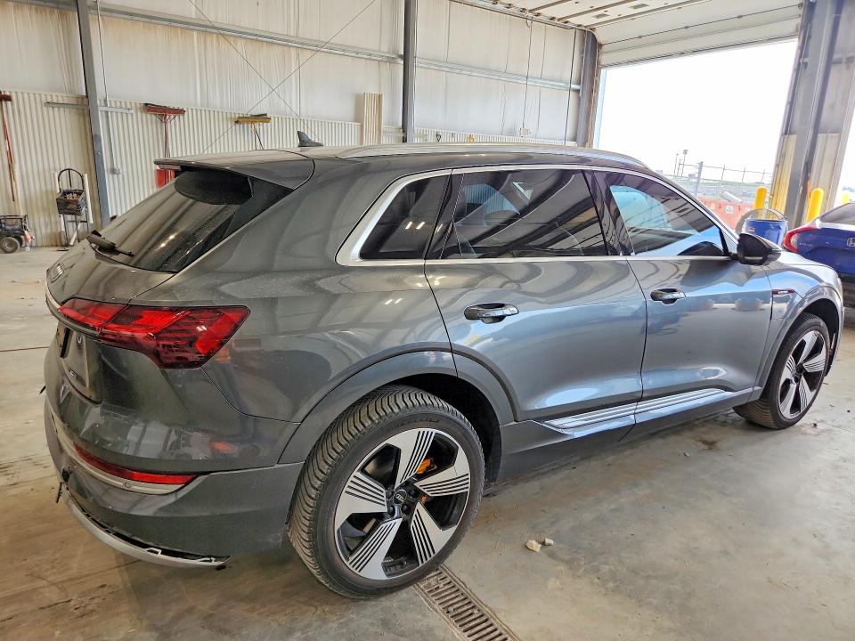 2019 Audi E-tron VIN WA1VAAGE6KB006008 COPART salvage auction — FRONT END, Ne - Cert Of Title-Salvage, sold $14,300 on 2026-07-14 (photo 3)
