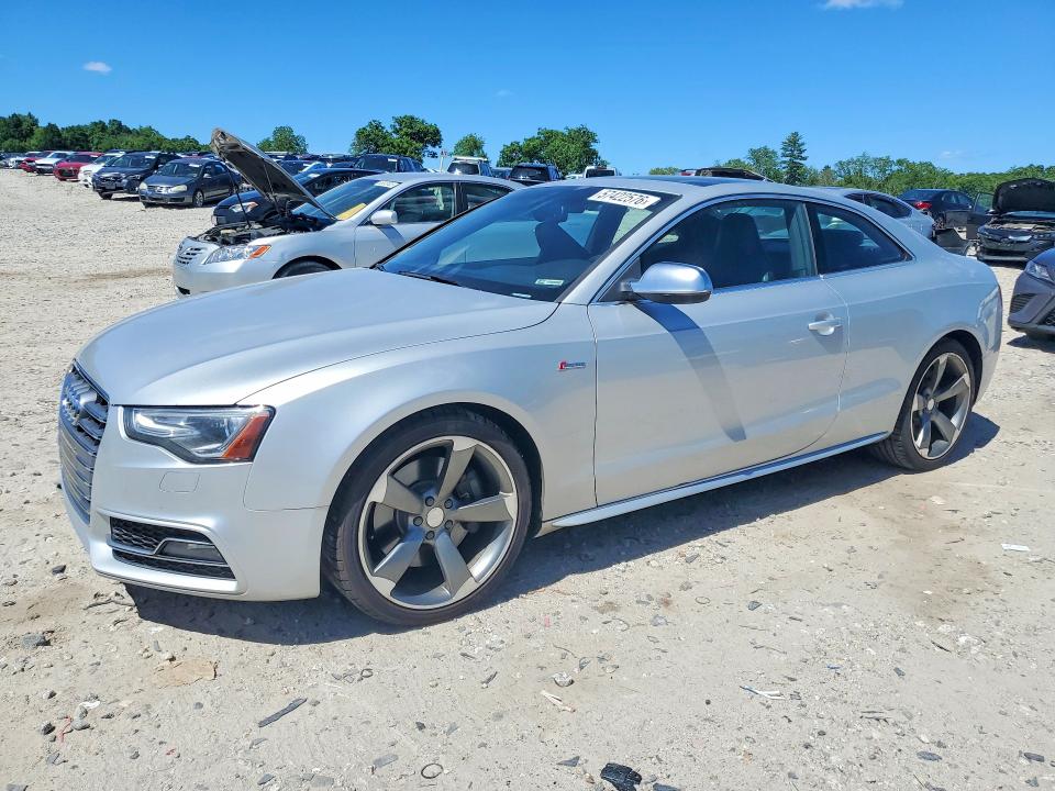 2013 Audi Rs5 VIN WAUVGAFR1DA006481 COPART salvage auction — MINOR DENT/SCRATCHES, Ma - Certificate Of Title, sold $3,000 on 2026-07-07 (photo 1)