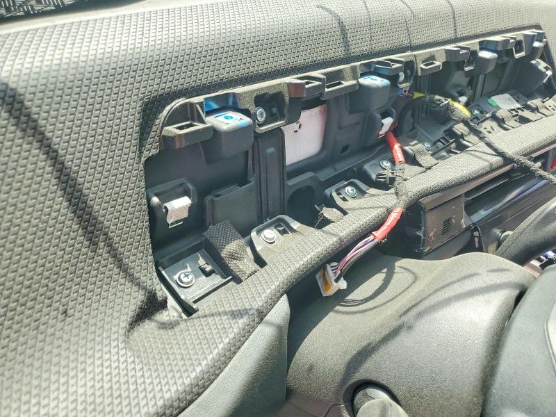 2025 Kia Ev6 VIN 5XYC4DJC4SG009802 COPART salvage auction — STRIPPED, Ca - Certificate Of Title, sold $6,500 on 2026-07-07 (photo 9)