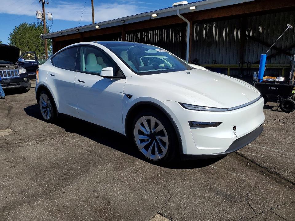 2026 Tesla Model y VIN 7SAYGDEE1TF336307 COPART salvage auction — FRONT END, Co - Public - Salvage Title, sold $28,500 on 2026-07-16 (photo 4)