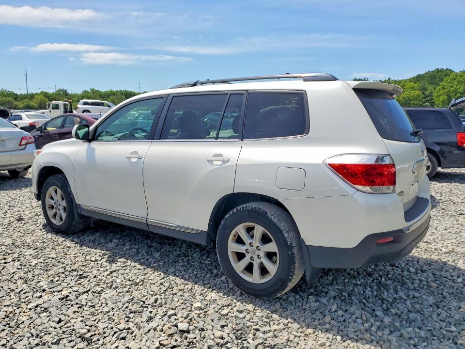 2012 Toyota VIN 5TDBK3EH4CS094923 COPART salvage auction — MINOR DENT/SCRATCHES, Ma - Certificate Of Title (P), sold $6,100 on 2026-07-29 (photo 2)