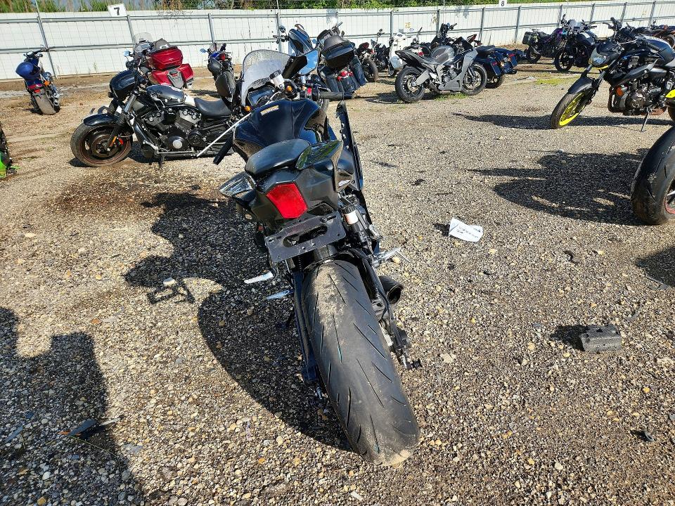 2025 Yamaha Yzf VIN JYARM38E4SA017518 COPART salvage auction — FRONT END, Il - Salvage Certificate, sold $1,600 on 2026-08-20 (photo 4)