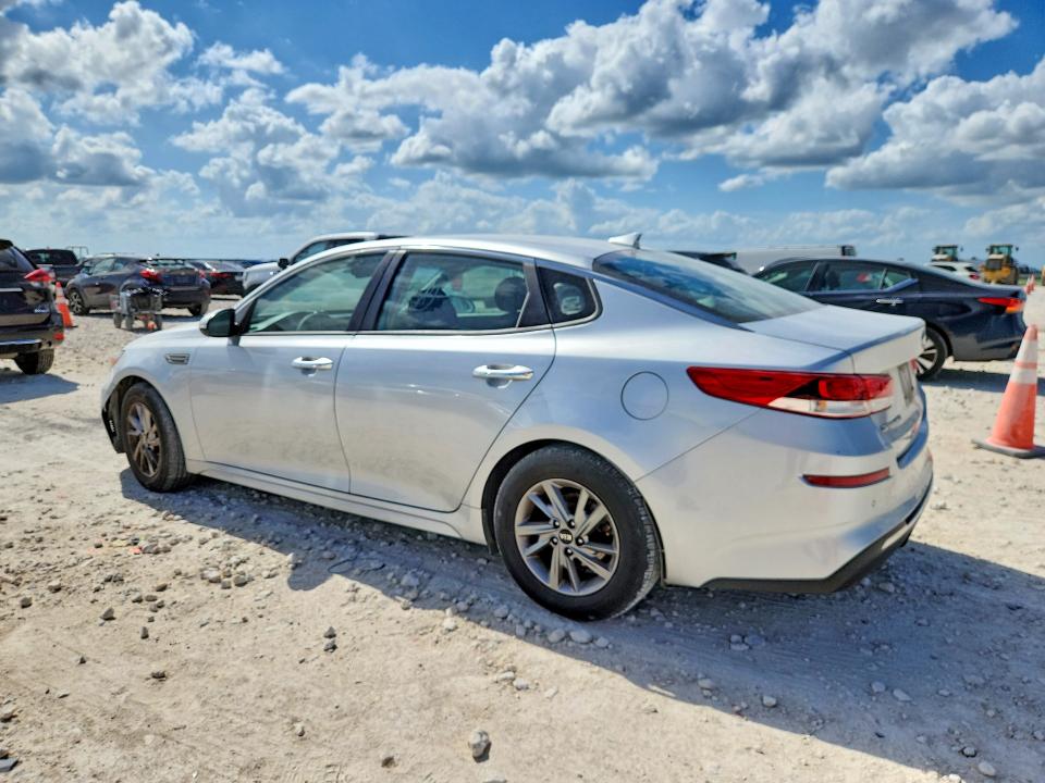 2019 Kia VIN 5XXGT4L35KG282091 COPART salvage auction — VANDALISM, Salvage Title, sold $550 on 2026-07-23 (photo 2)